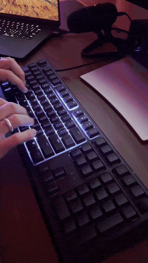 Ripple effect rippling across a Razer keyboard